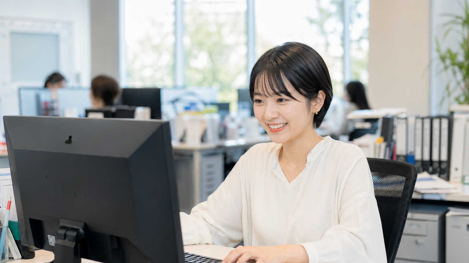 自社や自分の業務に国際標準化はどう関係するのか